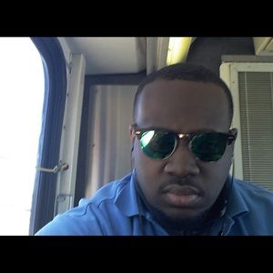 Meet your Posher, Chris